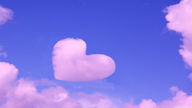 Ảnh nền mây hồng trái tim Full HD
