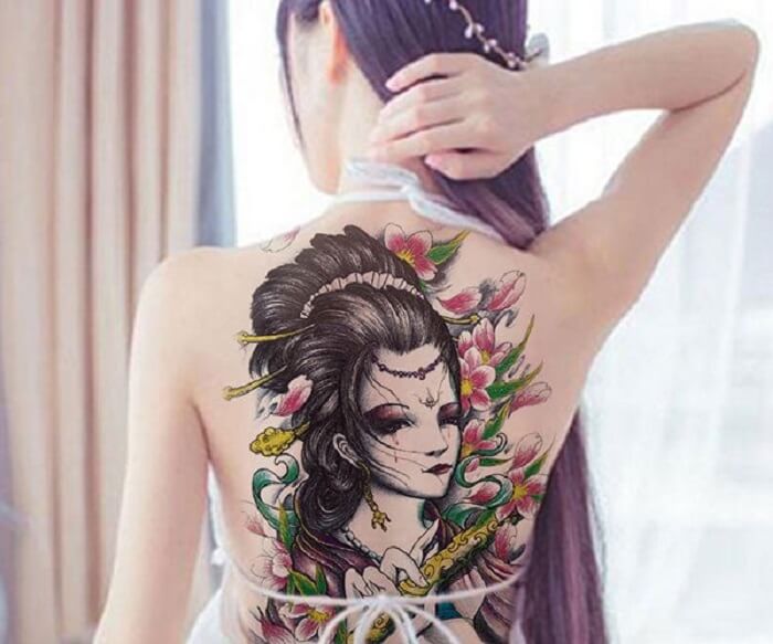 Tattoo cô gái Trung Hoa ở bụng31